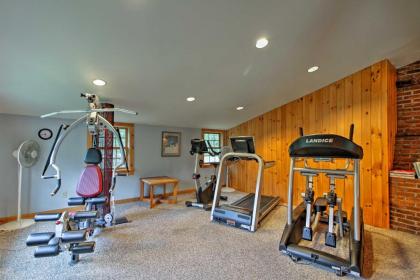 Spacious Home Adjacent to Mt Snow with Game Room! - image 2